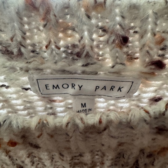 Emory Park Gray Crew Neck Sweater with Chunky Knit - Picture 2 of 3